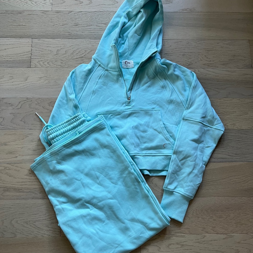 Brand new Ziya Active sweat set